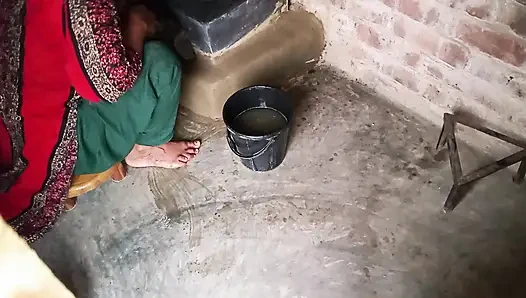 Tante tiri dengan pantat pertama kali ngentot