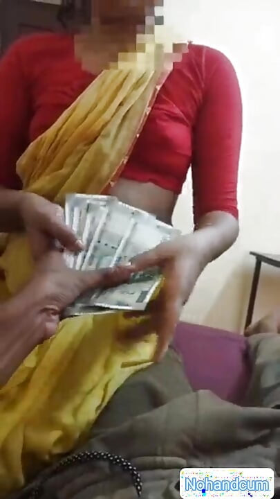 Hot indian bhabhi fucks by devar