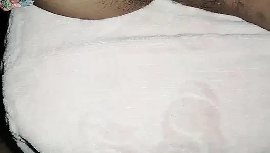 Меня чуть не застукали за мастурбацией в гостиной