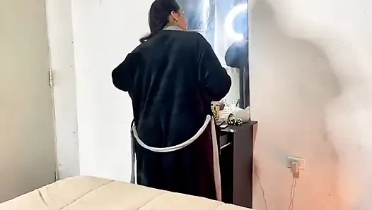 Measure the Big and Hot Ass of the Brunette What Will Be the Size of That Ass