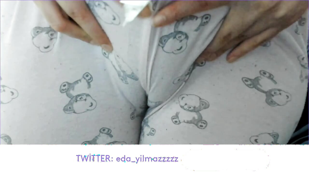 CAMELTOE- OPGEBLAZEN POES- GEZWOLLEN POES- PYJAMA- TURKSE PORNO