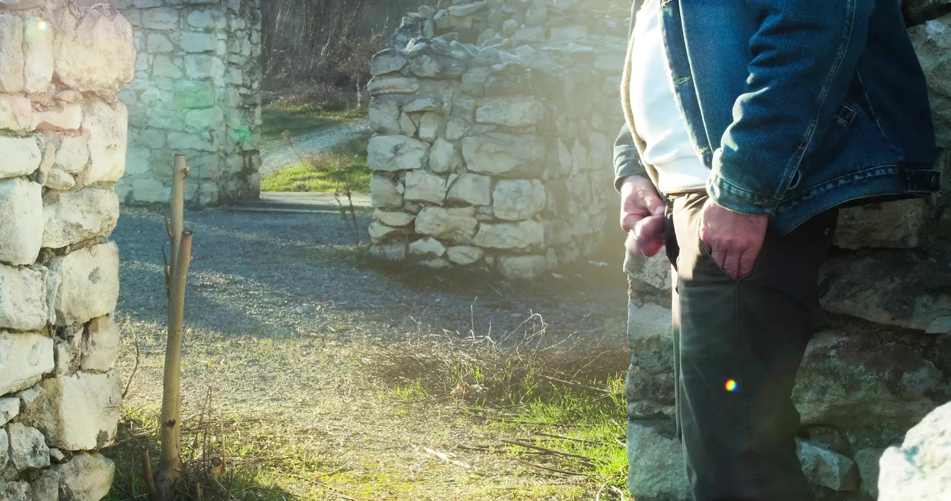 Outdoor Pee 4K