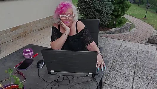 Horny Mature Secretary