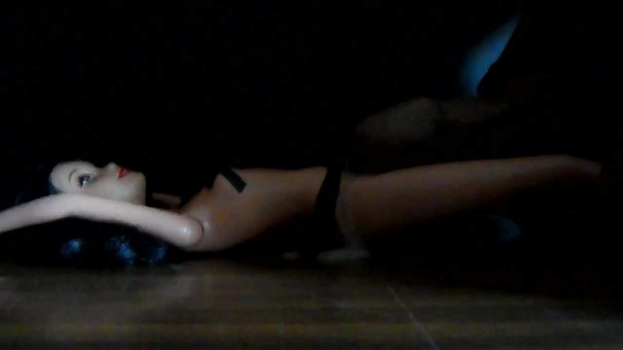 doll cum 2