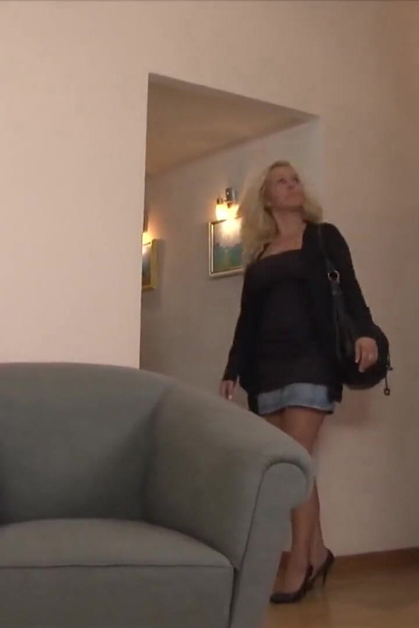 Blonde Babe Getting Pussy Eat and Licked, Fucking Hard with Big Dick