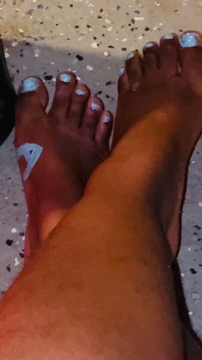 Pretty Toes (My Feet)