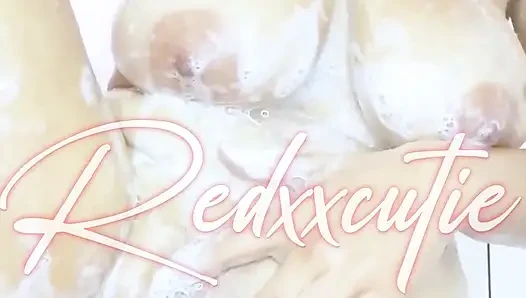 Masturbasi dan mencukur sendiri