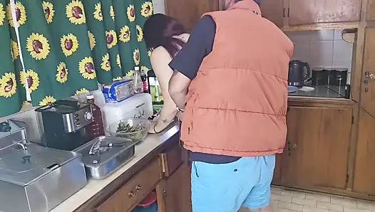 Bored and ignored girlfriend fucked while making dinner