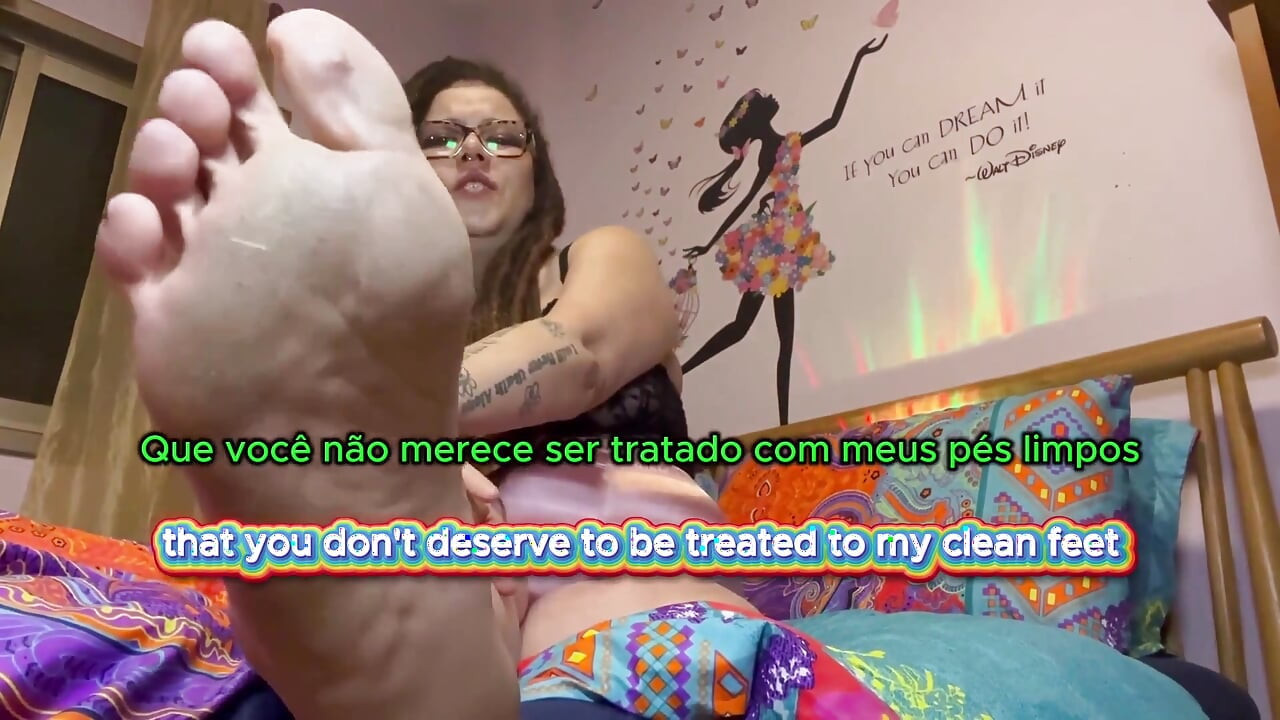 Ταπείνωση ποδιών από τη Βραζιλιάνα θεά BBW