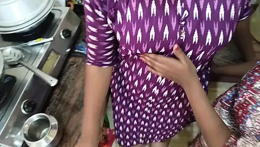 Housewife lesbian