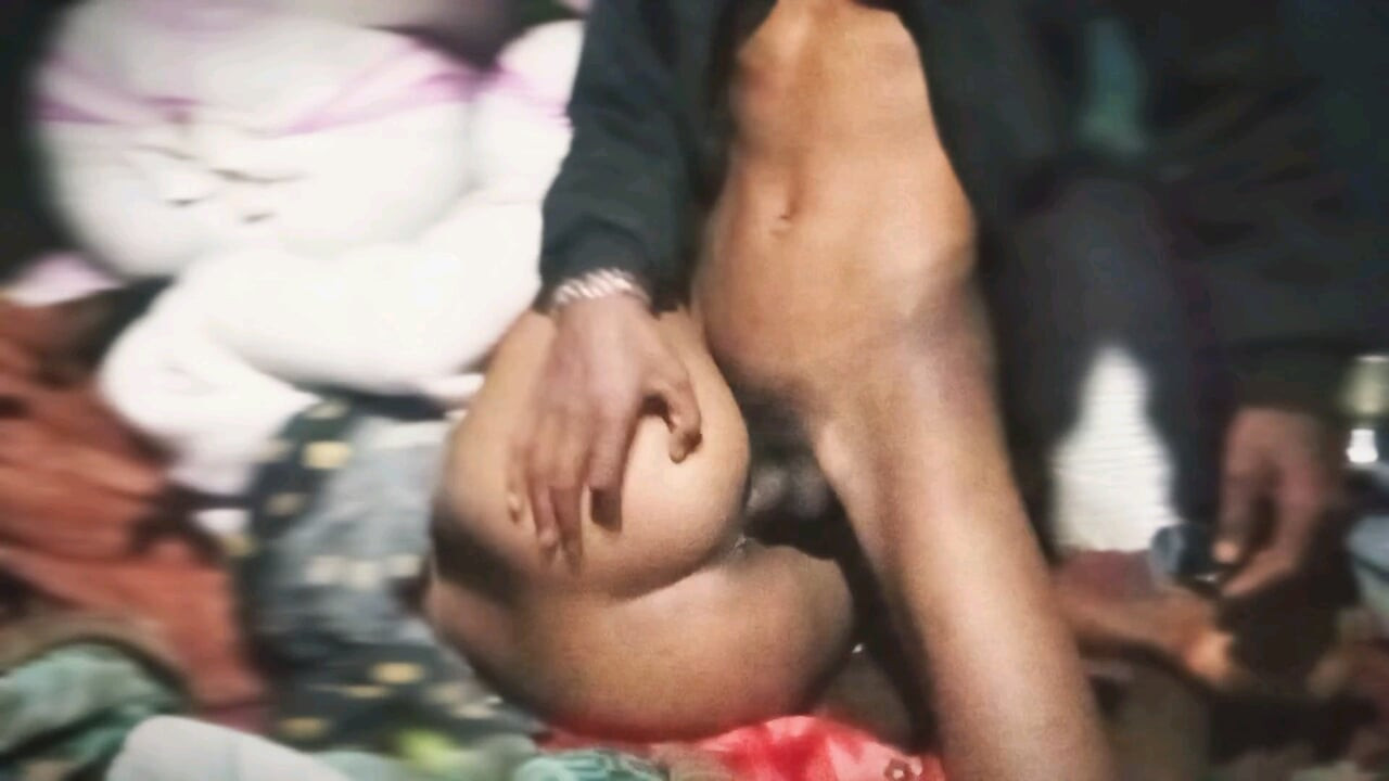Indian Desi Village Young Couple Hard Sex in home