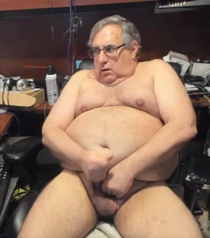 Daddy cums on cam