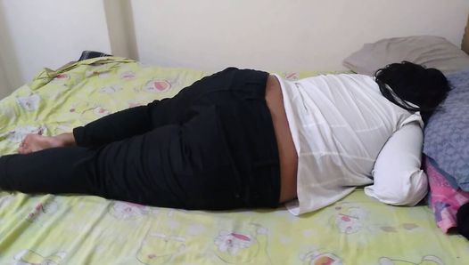 Boss ne karmachare ko Moti Gand fad dia - Teen Office Secretary Fucked By Her Boss In Hotel with Uniform