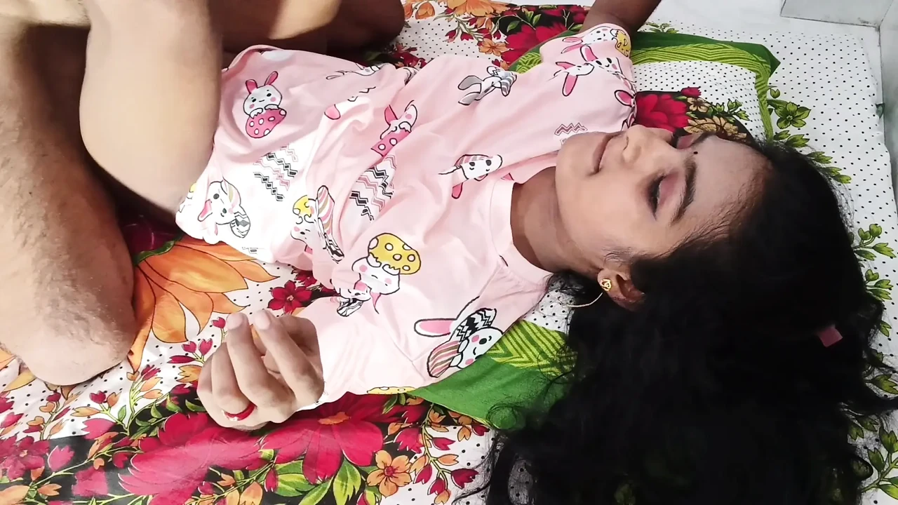 Desi Girl Multiple Outfits Intense Hardcore Sex Session - Real Amateur