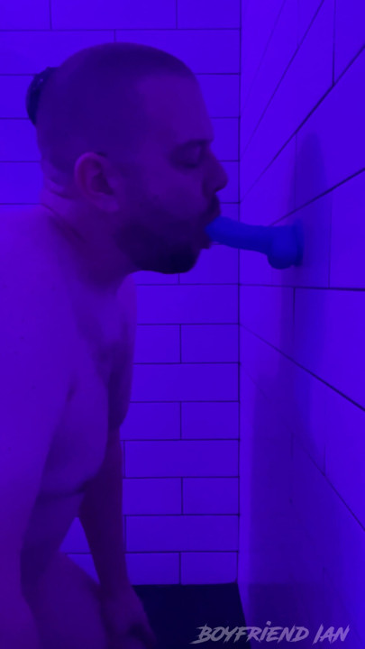 I want to feel your hard cock grind on my tight hole!