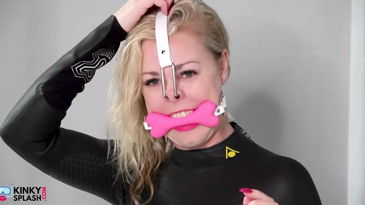 Lucy's Kinky Wetsuit Gas Mask Strip & Cum Pole Dance