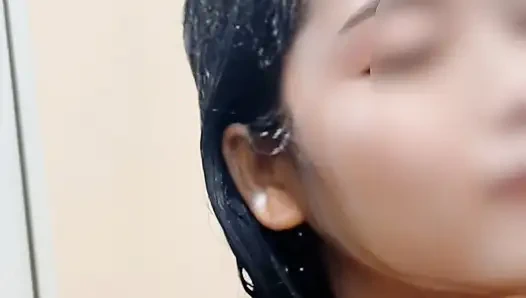 invite the neighbor's wife to take a bath together