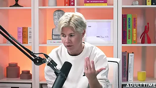 Chanel Camryn si Ratu Yang Bergeliat | Podcast Khusus Orang Dewasa