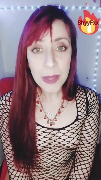 Shyyfxx Motel Stories & Real Experiences - Deep Throat Gone Wrong