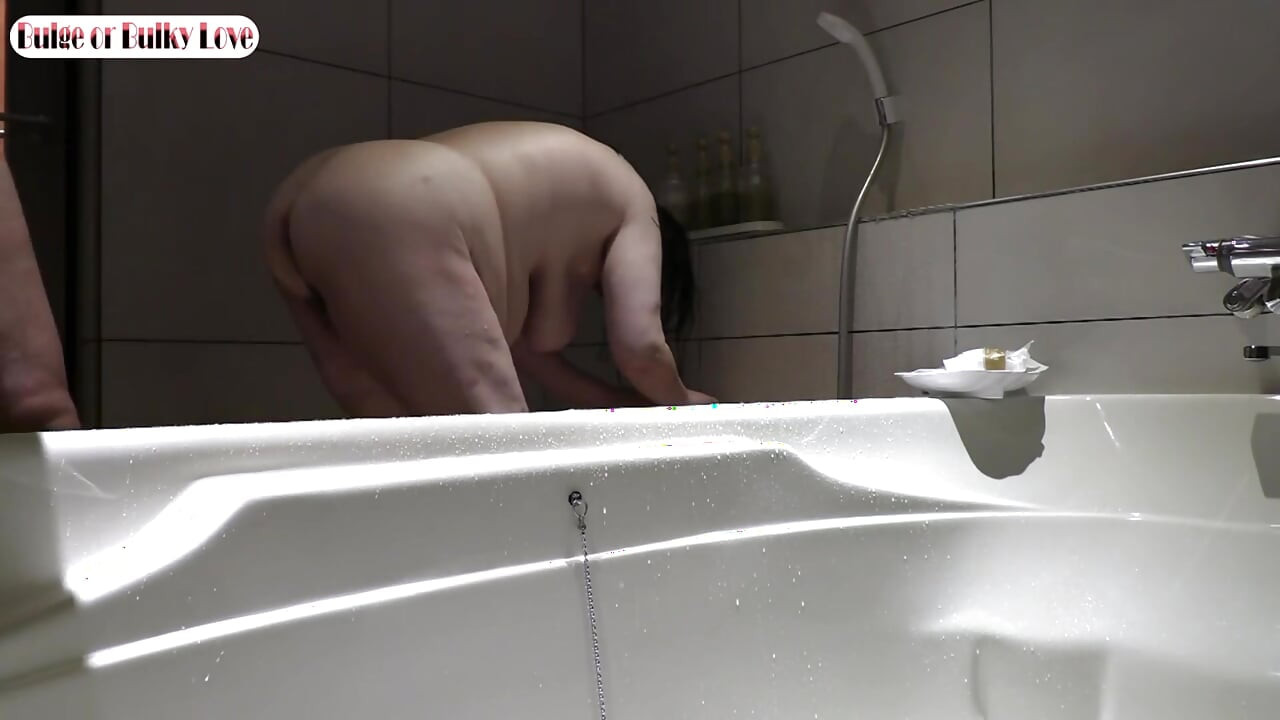 Ehefrau mit dicken möpsen, dicker und schamloser creampie-sex. Mollige reife, privates video, muss man gesehen haben!