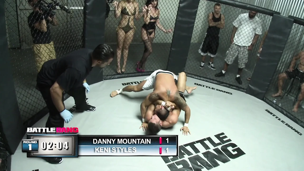 Strong bumped snatch of Randy Bitch fuckhole looks fine full of sperm