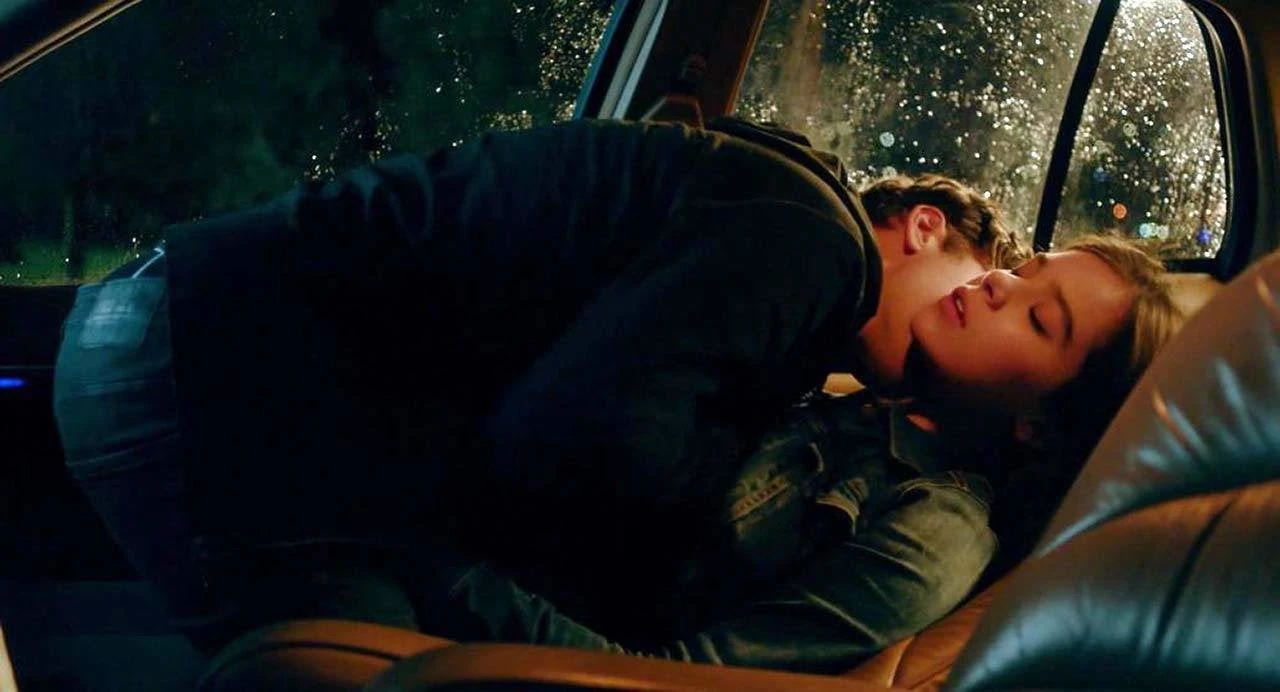 Hailee and kendra nsfw