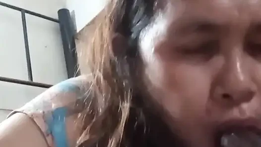 Sie vermisse mich so sehr, dass ich immer meinen bLK-schwanz lutschen will