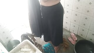 Bath Show Open Desi Bhabhi