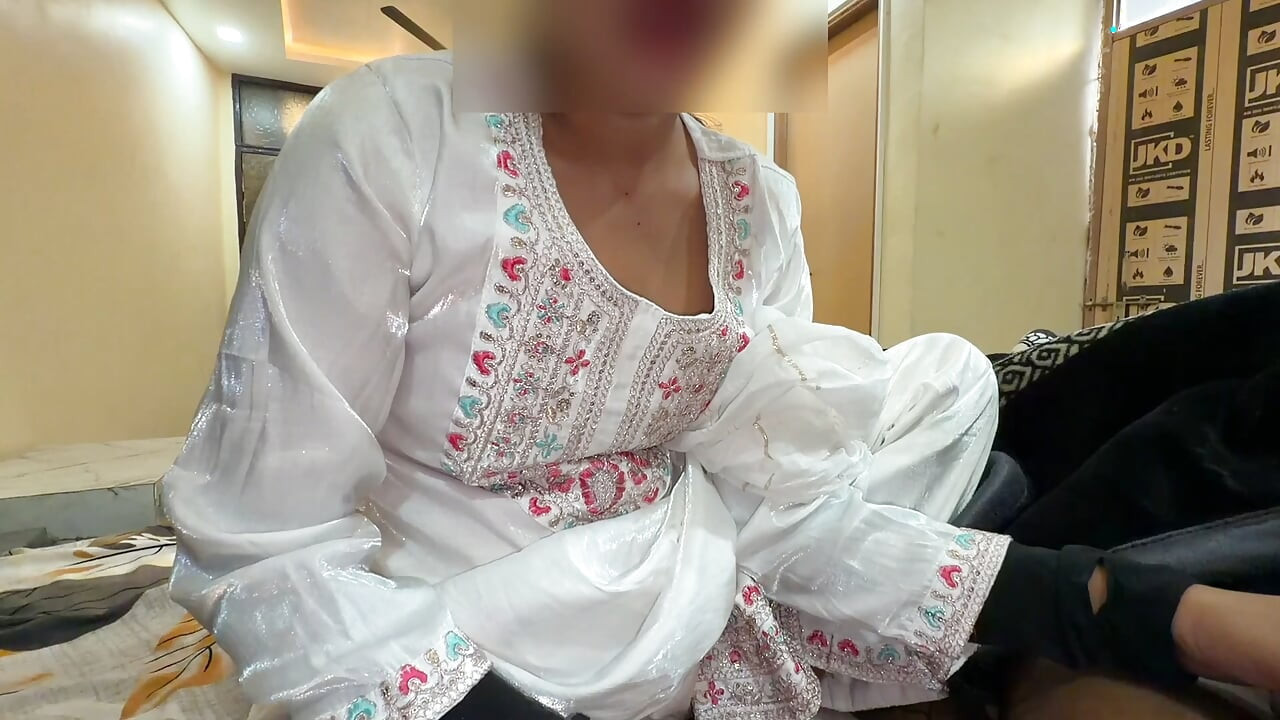 Stepbrother sucked his stepsister's cock