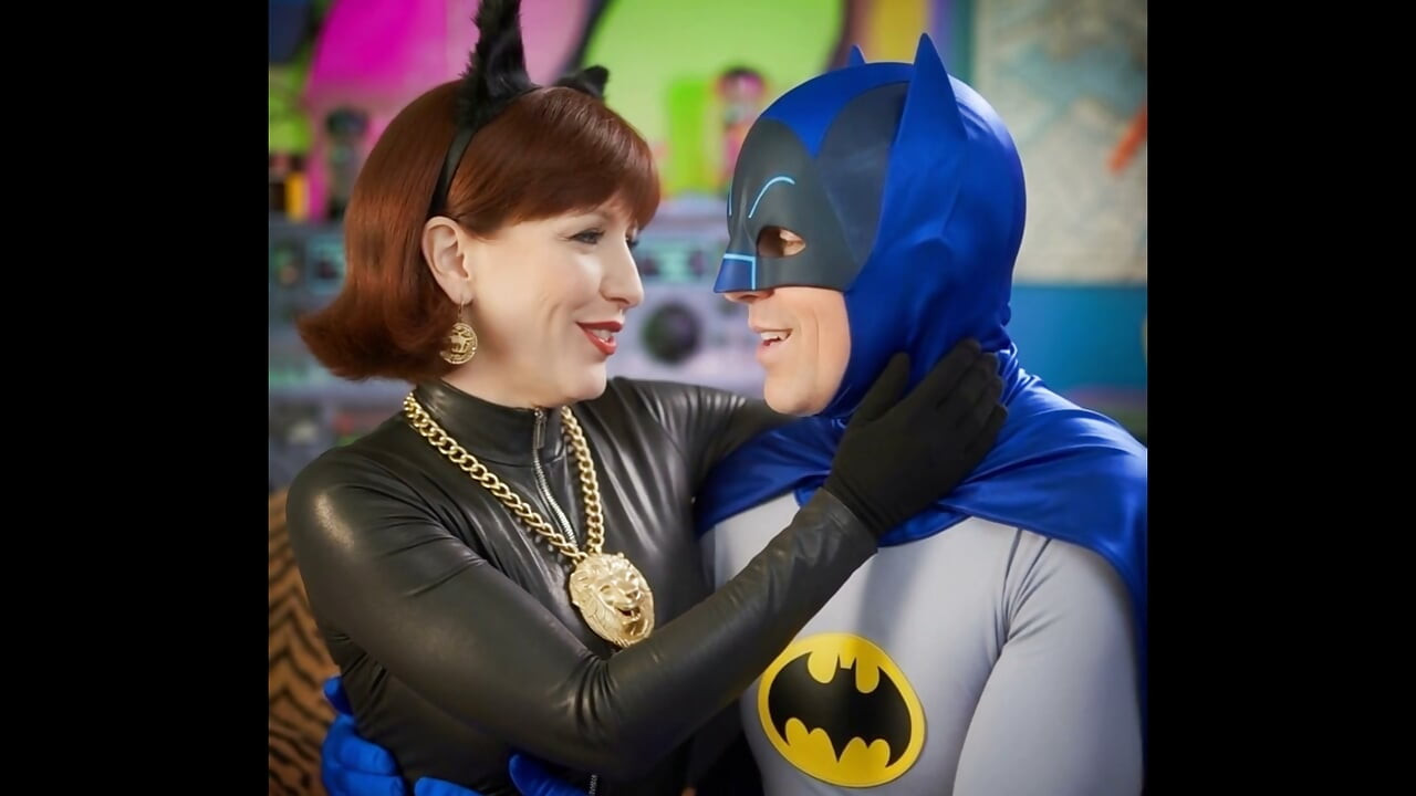Batman & Catwoman's AI Enhanced Bat-Cat Tryst: Μια περιπέτεια τεχνητής νοημοσύνης με υπερήρωες