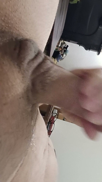 I end up ejaculating large jets of thick and I spread it on me | Clip 1