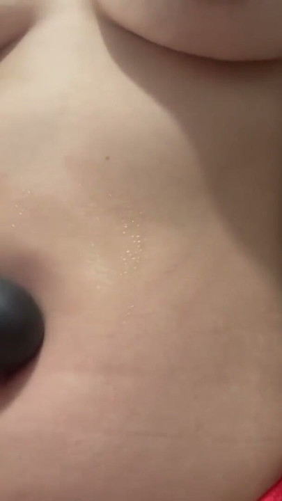 My stepsister is masturbating his belly button | Clip 1
