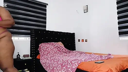 Ebony Fat Ass Bouncing and Spreading in Gstring