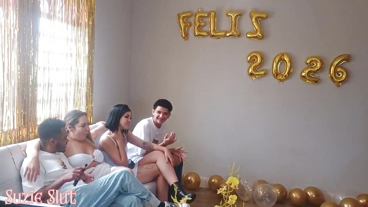 Fucked a Hot Insatiable Crown While Her Tame Cuckold Husband Gets to Work