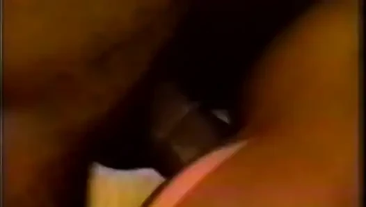 Pelacur seksi lubangnya dientot dari belakang dan mengerang ke memeknya