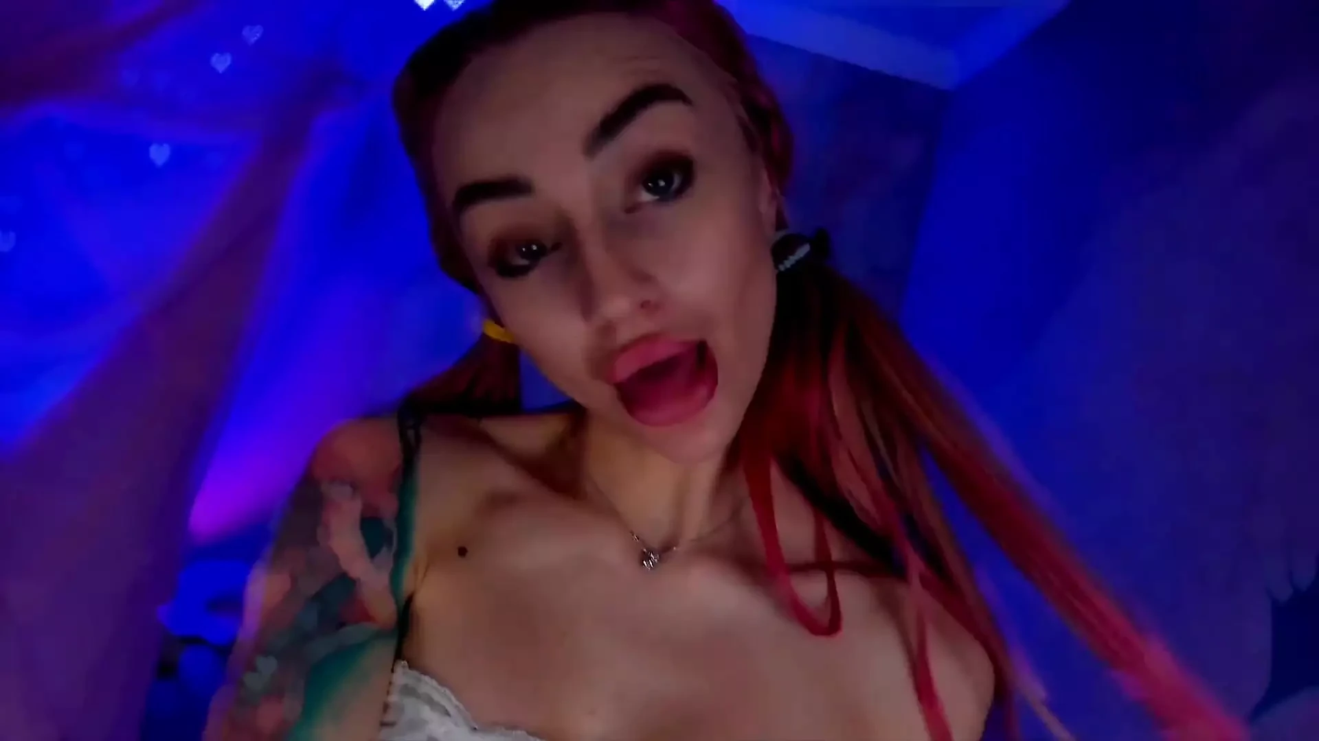 LickLizzy video