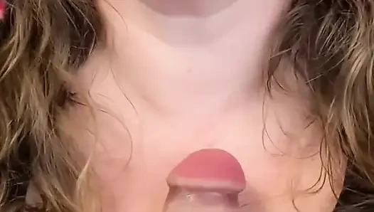 İri göğüslü orta yaşlı seksi kadın sana ateşli 31 talimatı veriyor