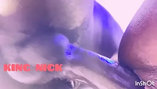 Aku ngentot memek gadis kulit hitamku sampai dia minta tolong