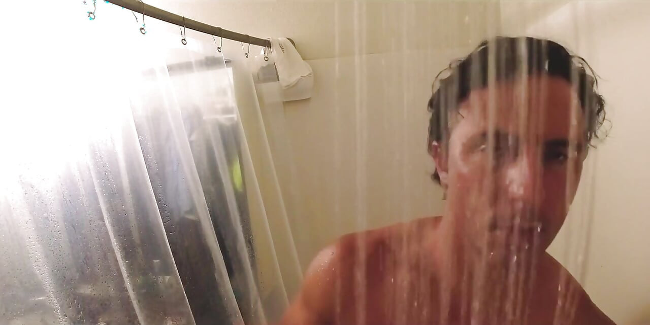 Watch Me Wash My Armpits