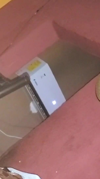 Dziwka mojej żony ssała mojego przyjaciela | Klip 2