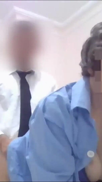 Snažan trenutak iz "Okul Temizlikcisini Siken ogretmen turski pornić"