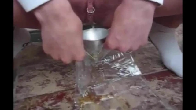 Hot Milf Doing Golden Ice Cubes