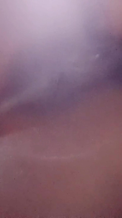 手指插我毛茸茸的屄 擠壓我的大奶子 搖晃我的臀部