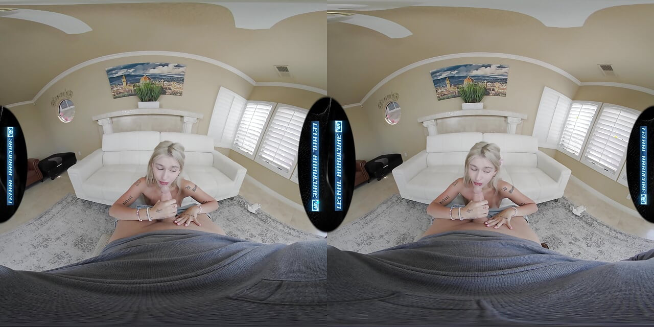 LETHAL HARDCORE VR - Cute, Newly Single Spinner EMMA ROSE Rebounds On Your Cock