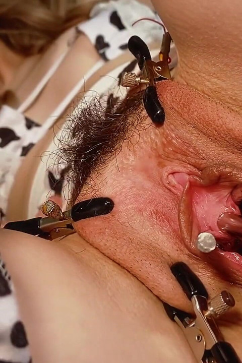 I'm Learning to Widen My Little Hole