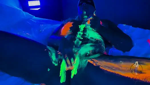 Hellt nach unten, glow up