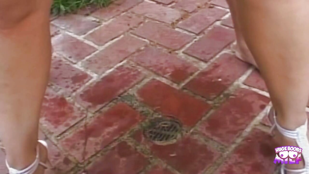 Brunette Angel Lani Lane Testing His Endurance to Get the Thickest Facial From His Hose.