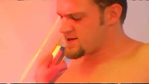 Ngentot di kamar mandi amatir asli