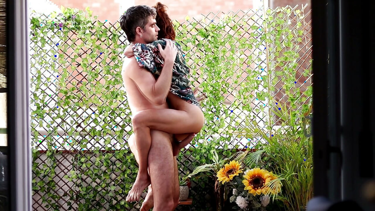 Wildes Ficken auf dem Balkon mit Rita Blue