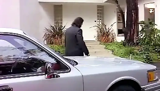 Jessica Rizzo erkek delisi sürtüklerle iki sahne sunuyor